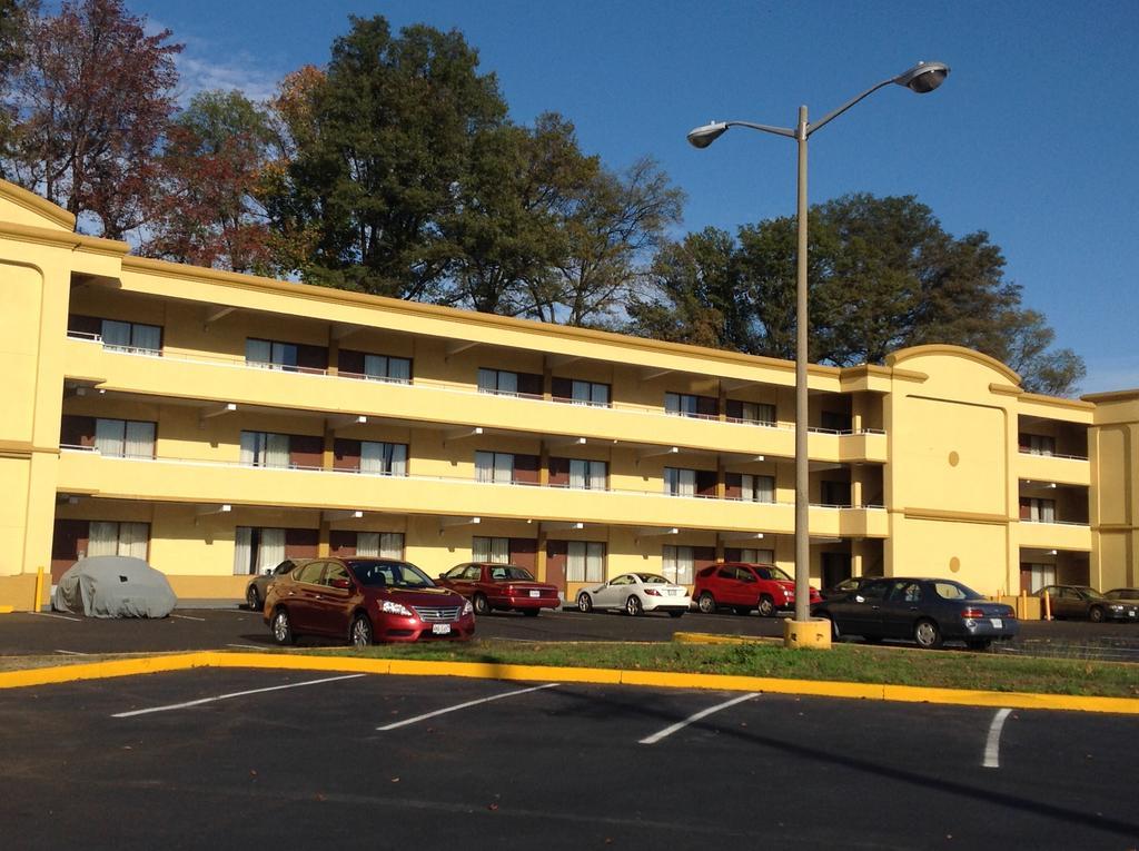 Diamond Inn & Suites Richmond Eksteriør bilde